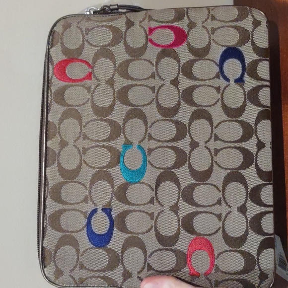 Coach padded Ipad, tablet carrying case, nwt - Picture 5 of 9